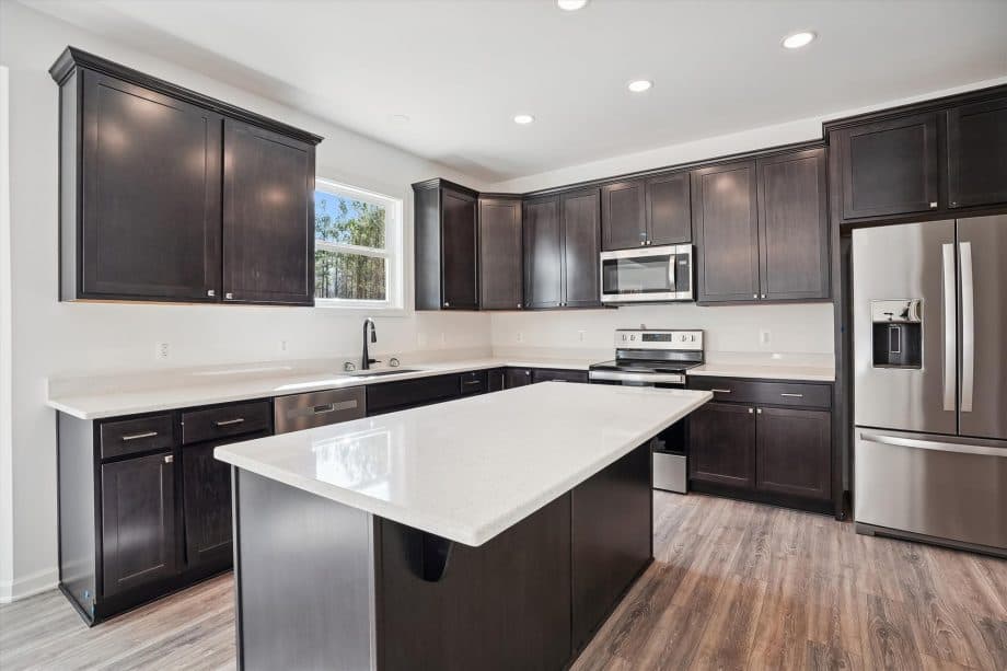 York kitchen with island